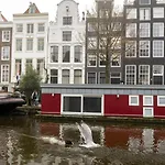 2 Houseboat Prinsengracht Amsterdam