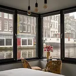 2 Houseboat Prinsengracht