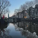 2 Houseboat Prinsengracht Frühstückspension