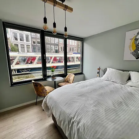 2 Houseboat Prinsengracht 3*