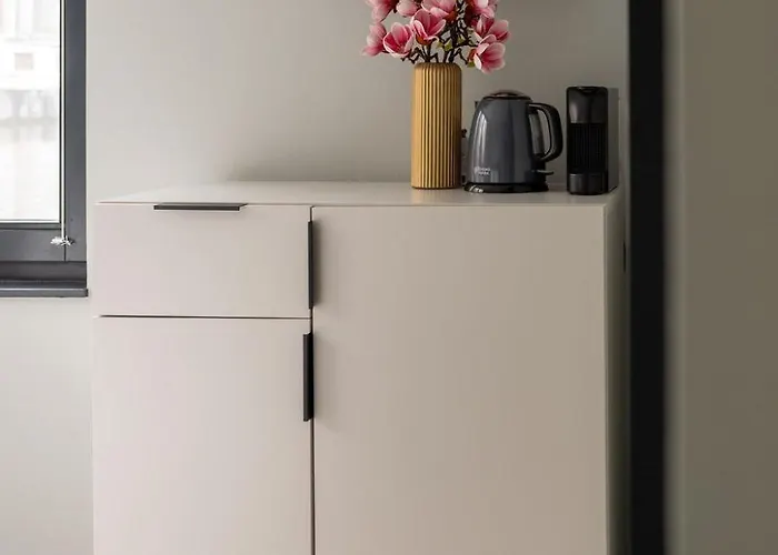 2 Houseboat Prinsengracht Bed and breakfast 3*