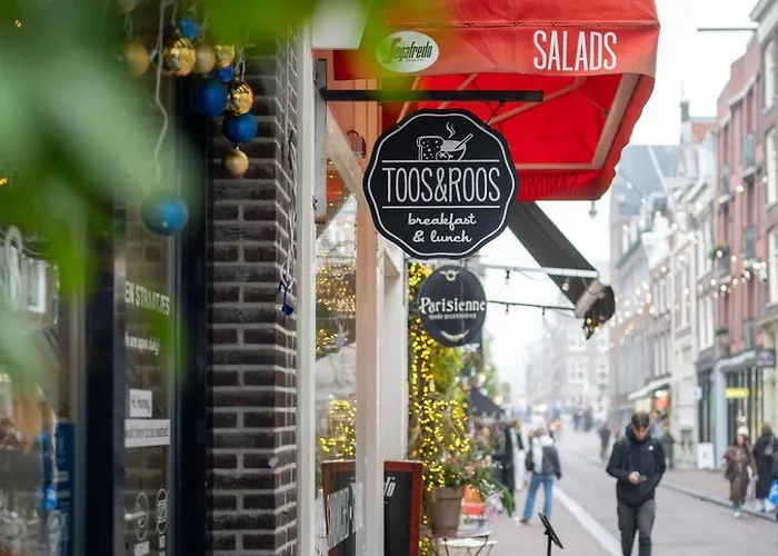 2 Houseboat Prinsengracht 3*