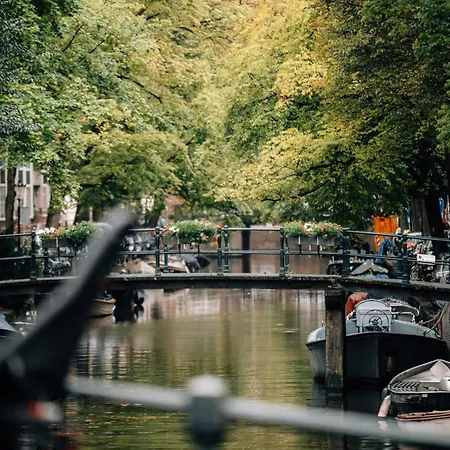 2 Houseboat Prinsengracht Bed & Breakfast