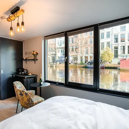 2 Houseboat Prinsengracht Bed & Breakfast