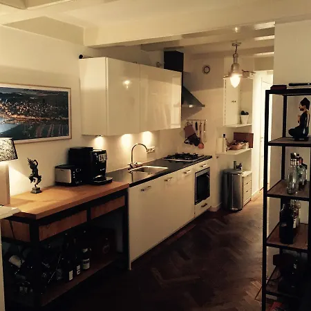 B&B 2 Houseboat Prinsengracht 암스테르담